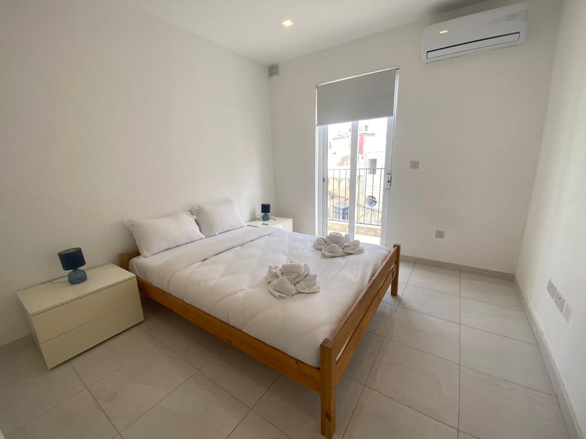 Spectacular Distant Seaview Apt Слима Екстериор снимка